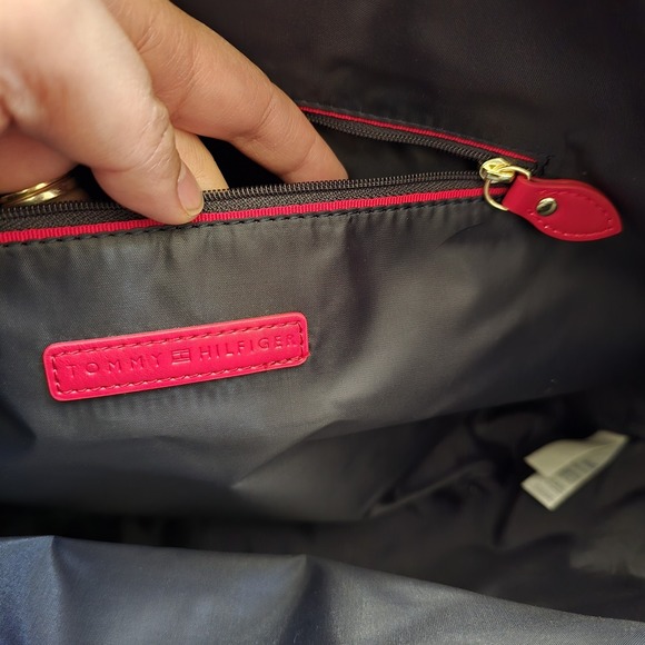 Tommy Hilfiger Women's White Tote Logo Shoulder Bag One‎ Size NEW *Please Read - Picture 10 of 16